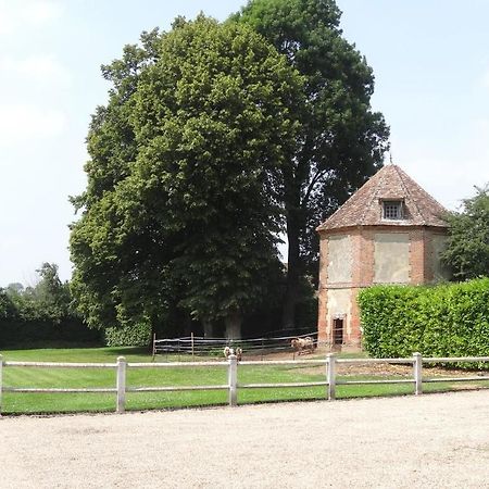 Готель Chateau De Maillot Bonneville-la-Louvet Екстер'єр фото
