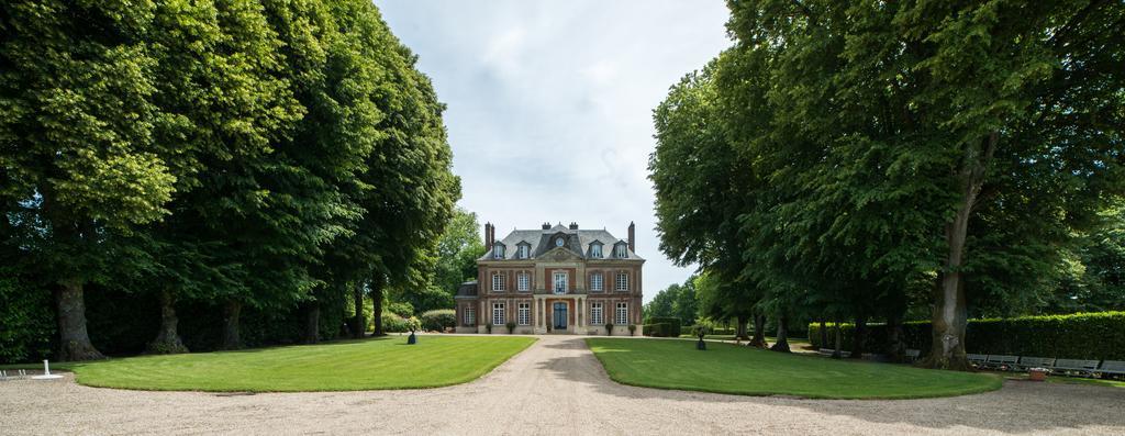 Готель Chateau De Maillot Bonneville-la-Louvet Екстер'єр фото