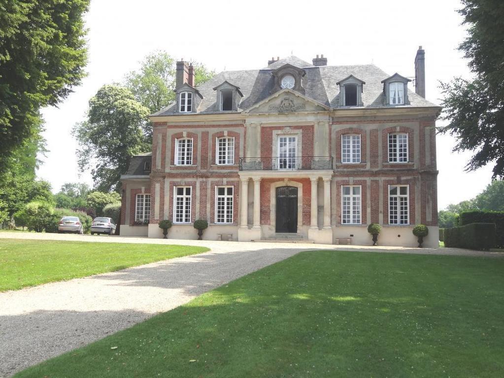 Готель Chateau De Maillot Bonneville-la-Louvet Екстер'єр фото